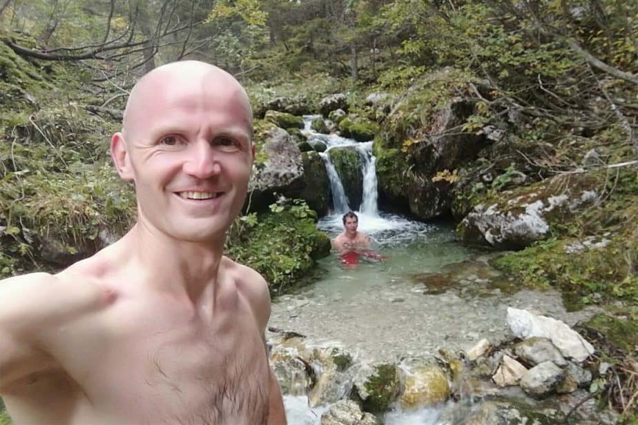 Kopanje v ledeni vodi
